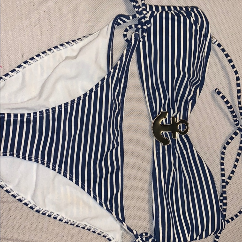 Striped bandeau swimsuit/bikini